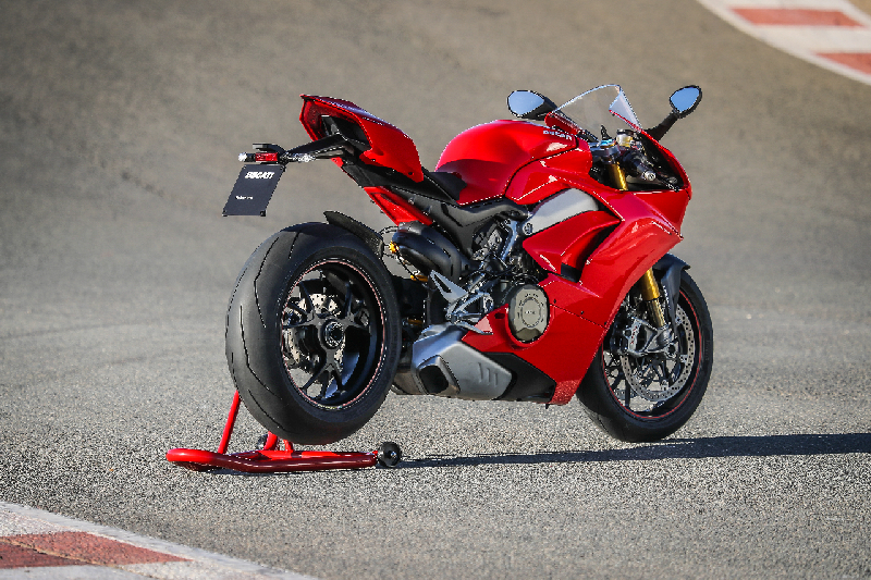 Ducati Panigale V4 web 7