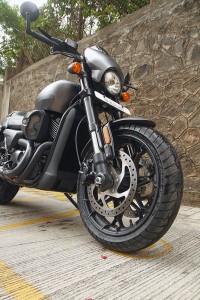 Harley-Davidson_Street_Rod_7_WEB