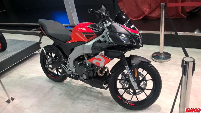 new, bike, india, aprilia, tuono 150, rs 150, revealed, auto expo 2018, news, latest