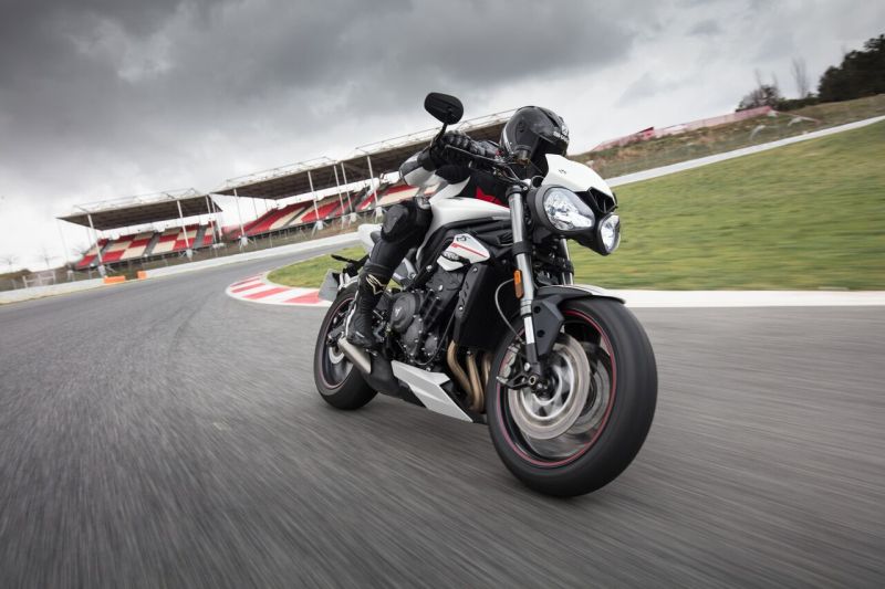 2018 Triumph Street Triple RS Gets Two New White and Matt Black Colour Options in India