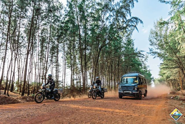 Royal Enfield Coastal Trail 2019