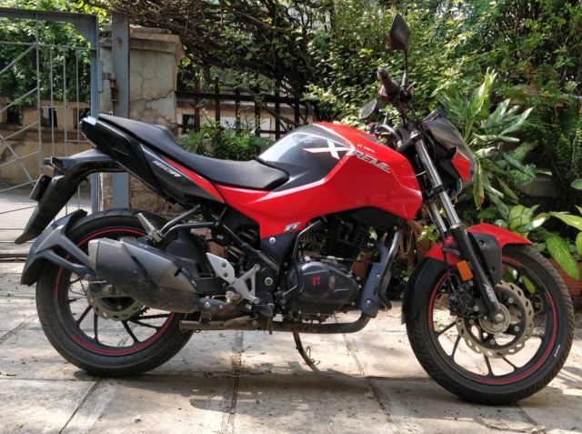 hero xtreme 160r rating