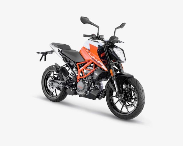 KTM 125 DUKE MY21 - ORANGE (3) WEB