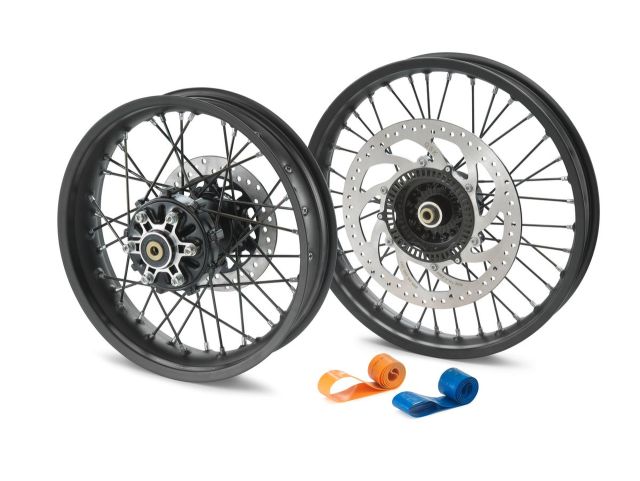 KTM India Launch Spoke Wheels For Their Adventure Series Bike India