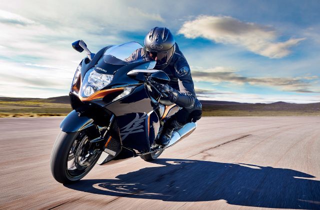 Suzuki Hayabusa 8 WEB