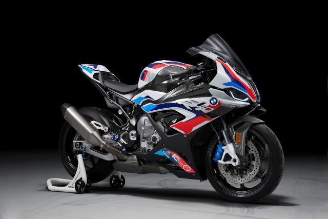 BMW M 1000 RR 1