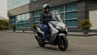 BMW C 400 GT: Rs 10 Lakh Scooter Launched in India!