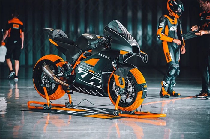 Ktm rc new model hot sale