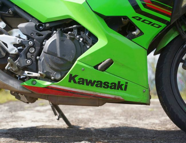 Kawasaki Ninja 400 WEB07