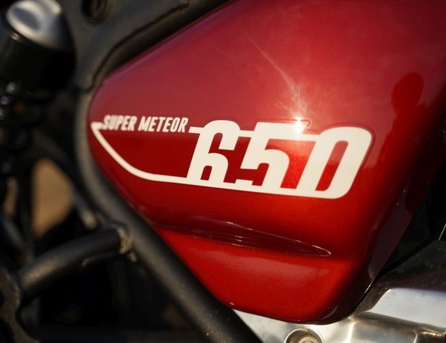 Super Meteor 650 WEB05