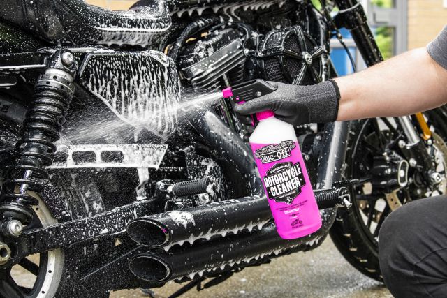 Muc-Off x Triumph Motorcycle Cleaning Kit 