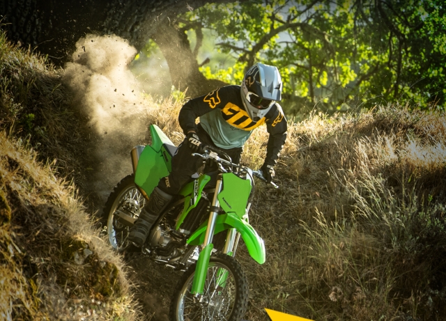 Kawasaki KX 85 and KLX 300R Launched - Bike India