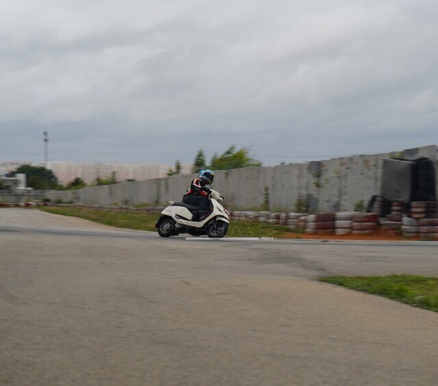 Suzuki e-Access