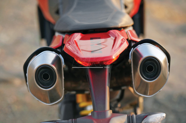 Ducati Hypermotard 698 Mono