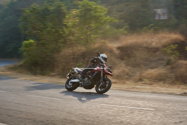 Ducati Hypermotard 698 Mono
