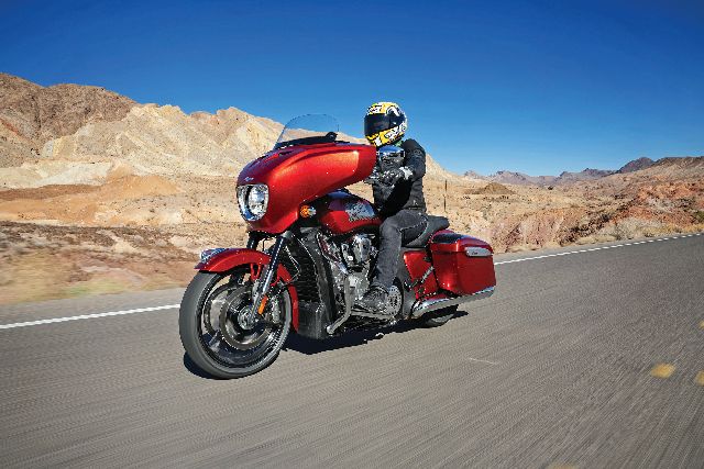 Indian Chieftain PowerPlus Elite action