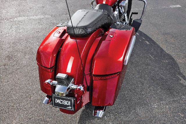 Indian Chieftain PowerPlus Elite rear panniers