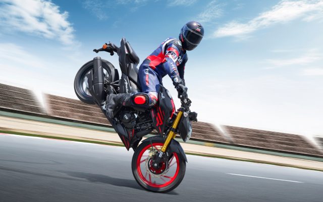 tvs25apachertr2004vtitle