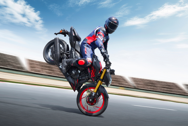 tvs25apachertr2004vtitle
