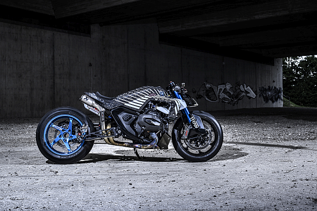 BMW R 1300 R Titan side.web
