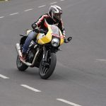 Thruxton 400 10.web