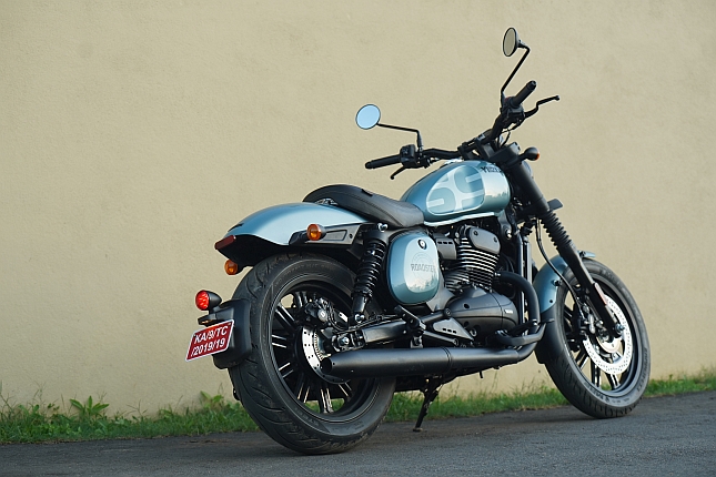 Yezdi Roadster 2025 First Ride Review.web 9