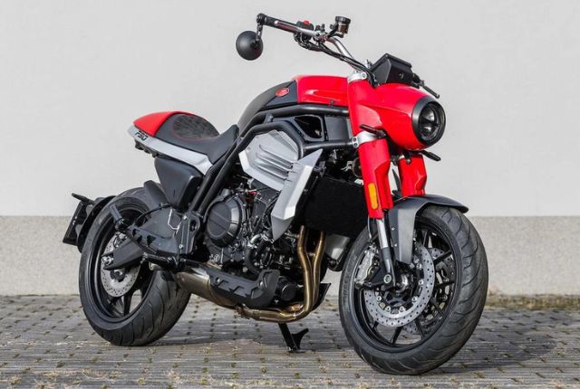 Jawa 730 Twin front three quarters