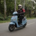 Simple Wave First Ride Review: Surging Ahead